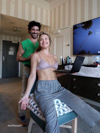 Kate Hudson Big Tits Bra