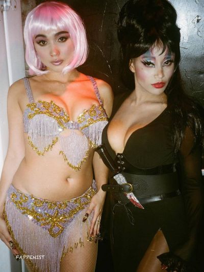 Rowan Blanchard and Amandla Stenberg Big Tits