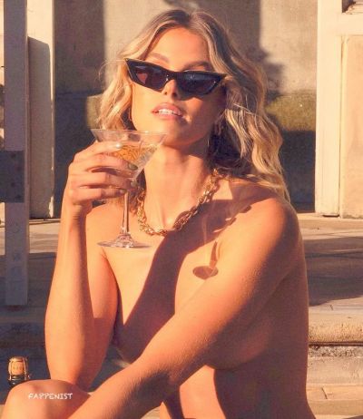 Natalie Roser Nude Outtakes