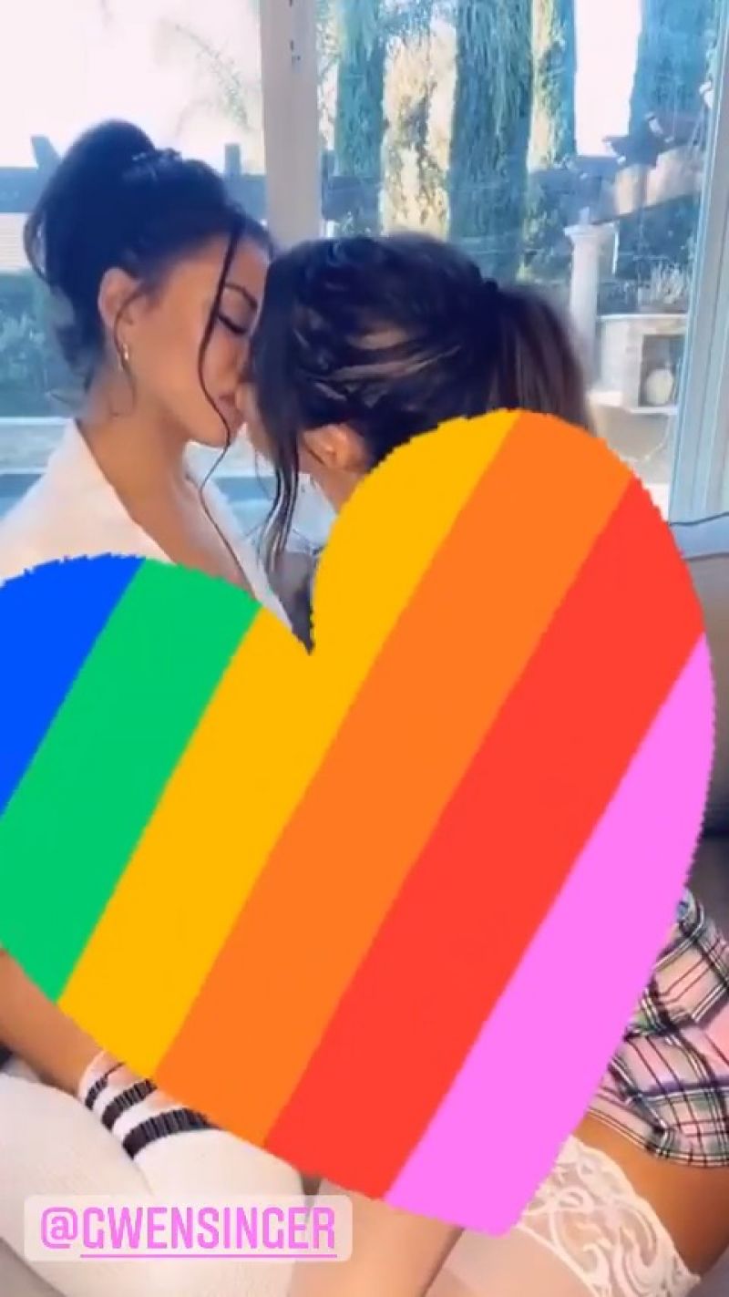 Gwen Singer 11 Minutes Lesbian 69 Cumming Snapchat