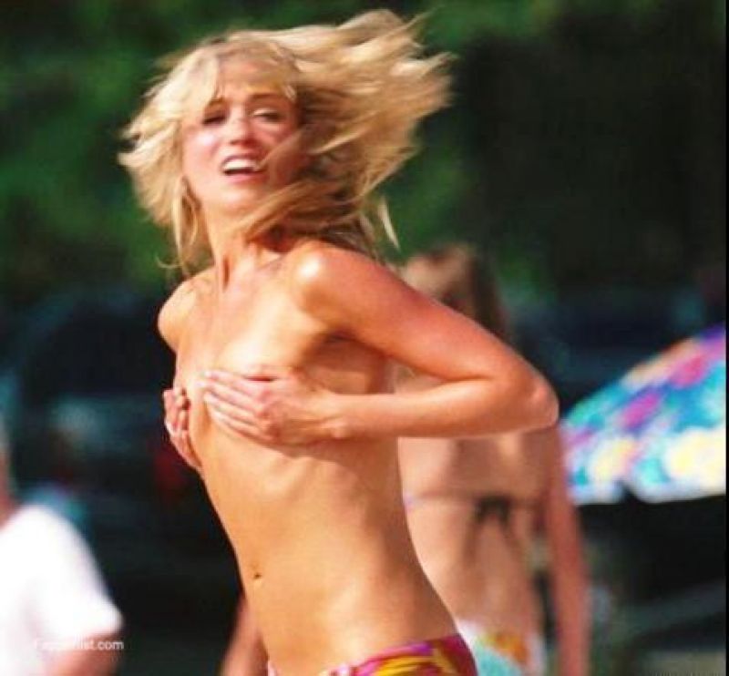 Katrina Bowden Nude Photo Collection. 