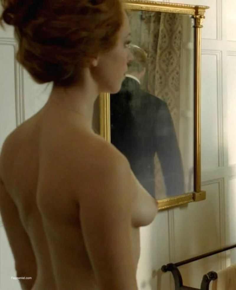 Rebecca Hall Nude Photo Collection. 