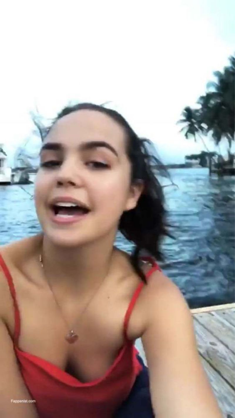 Bailee madison nip slip