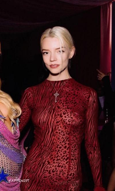 Anya Taylor-Joy Nipples