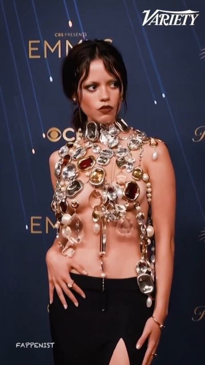 Jenna Ortega Topless Tits at the Emmys